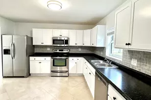 10134 Plant Dr, Palm Beach Gardens, FL 33410 - Photo 9