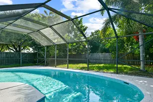2374 SE Marseille St, Port Saint Lucie, FL 34952 - Photo 23