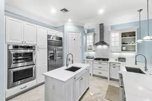 10697 Willow Oak Ct, Wellington, FL 33414 - Photo 5