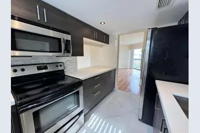 1900 N Congress Avenue #403, West Palm Beach, FL 33401 - Photo 11