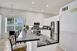5886 Bay Hill Cir, Lake Worth, FL 33463 - Photo 21