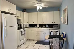 4030 Hythe B, Boca Raton, FL 33434 - Photo 17