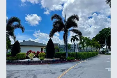 4030 Hythe B #4030, Boca Raton, FL 33434 - Photo 11