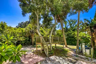 13607 S Indian River Dr, Jensen Beach, FL 34957 - Photo 33