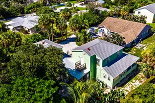 13607 S Indian River Dr, Jensen Beach, FL 34957 - Photo 3