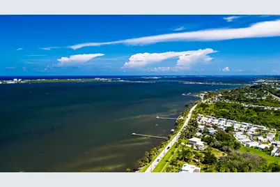 13607 S Indian River Drive, Jensen Beach, FL 34957 - Photo 11