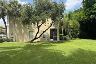 6941 Crooked Fence Dr, Lake Worth, FL 33467 - Photo 3