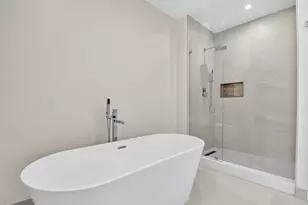 220 Lake Shore Dr, Lake Park, FL 33403 - Photo 29