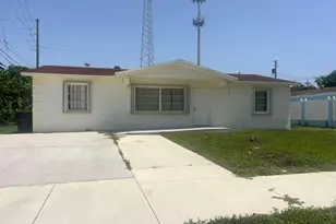 816 24th Ave N, Lake Worth, FL 33460 - Photo 1