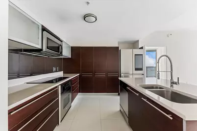 1900 N Bayshore Drive #3702, Miami, FL 33132 - Photo 3