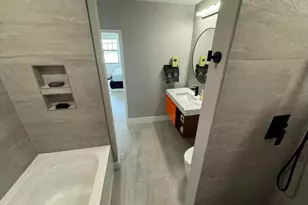 511 Lucerne Ave, Lake Worth Beach, FL 33460 - Photo 13
