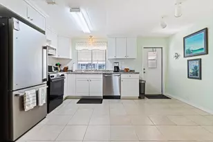 5389 NW 3rd Ave, Deerfield Beach, FL 33064 - Photo 7