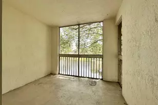 9877 Westview Dr, Coral Springs, FL 33076 - Photo 15