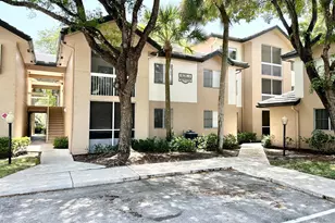 9877 Westview Dr, Coral Springs, FL 33076 - Photo 1