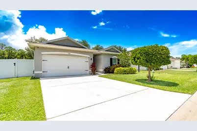 5344 Oakland Lake Circle, Fort Pierce, FL 34951 - Photo 1
