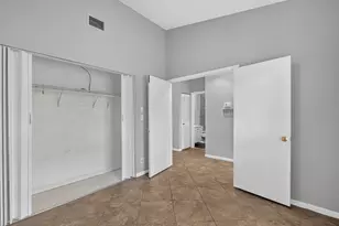 3076 S Oakland Forest Dr, Oakland Park, FL 33309 - Photo 19