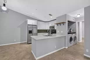 3076 S Oakland Forest Dr, Oakland Park, FL 33309 - Photo 5