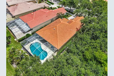 8894 SE Retreat Drive, Hobe Sound, FL 33455 - Photo 15