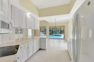 8894 SE Retreat Dr, Hobe Sound, FL 33455 - Photo 5