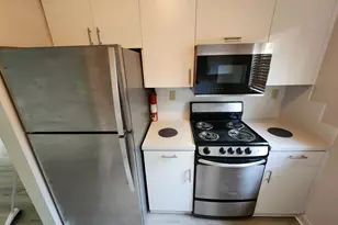 2607 NE 8th Ave, Wilton Manors, FL 33334 - Photo 3