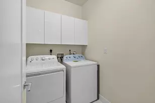 6461 NW 103rd Passage, Doral, FL 33178 - Photo 31