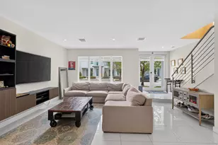 6461 NW 103rd Passage, Doral, FL 33178 - Photo 9