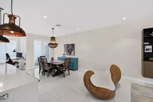 6461 NW 103rd Passage, Doral, FL 33178 - Photo 11