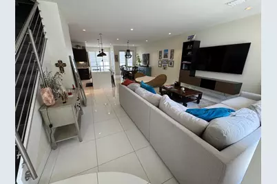 6361 NW 103rd Passage, Doral, FL 33178 - Photo 5