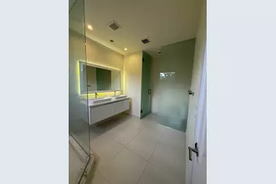 6361 NW 103rd Passage, Doral, FL 33178 - Photo 47