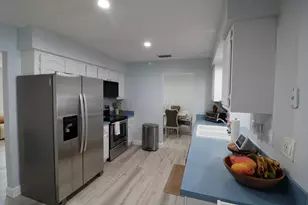 9410 NW 81st Ct, Tamarac, FL 33321 - Photo 11