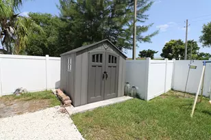 9410 NW 81st Ct, Tamarac, FL 33321 - Photo 39