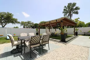 9410 NW 81st Ct, Tamarac, FL 33321 - Photo 17