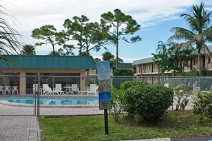1081 SE Monterey Rd, Stuart, FL 34994 - Photo 7