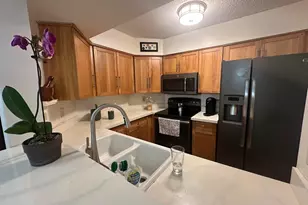8133 NW 17th Manor, Plantation, FL 33322 - Photo 15