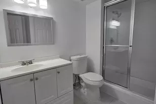 390 Racquet Club Rd, Weston, FL 33326 - Photo 21