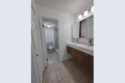 390 Racquet Club Road #204, Weston, FL 33326 - Photo 25