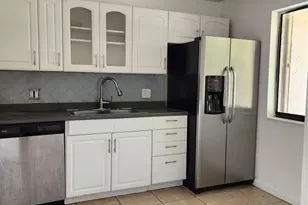 390 Racquet Club Rd, Weston, FL 33326 - Photo 3