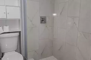 390 Racquet Club Rd, Weston, FL 33326 - Photo 7