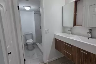 390 Racquet Club Rd, Weston, FL 33326 - Photo 25