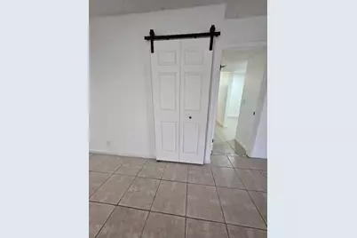 390 Racquet Club Road #204, Weston, FL 33326 - Photo 11