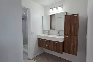 390 Racquet Club Rd, Weston, FL 33326 - Photo 15
