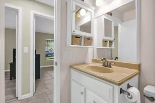 3930 NW 79th Way, Davie, FL 33024 - Photo 41