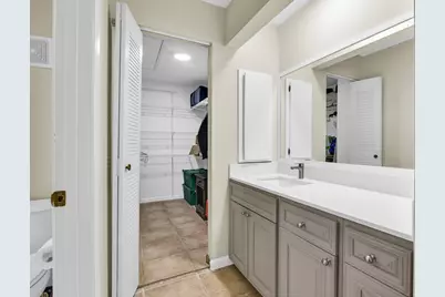 3930 NW 79th Way, Davie, FL 33024 - Photo 35
