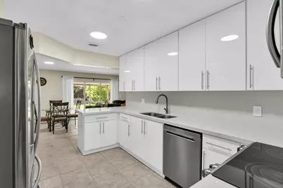 3930 NW 79th Way, Davie, FL 33024 - Photo 29