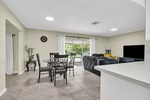 3930 NW 79th Way, Davie, FL 33024 - Photo 27