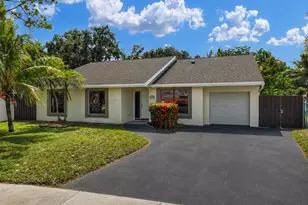 3930 NW 79th Way, Davie, FL 33024 - Photo 3