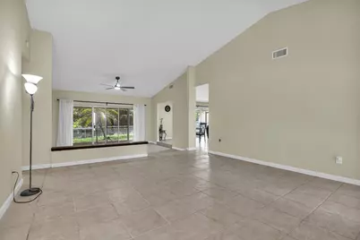 3930 NW 79th Way, Davie, FL 33024 - Photo 11