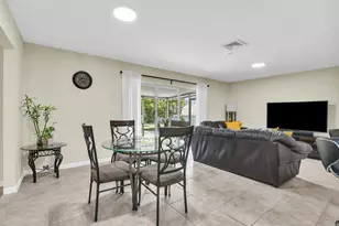 3930 NW 79th Way, Davie, FL 33024 - Photo 23