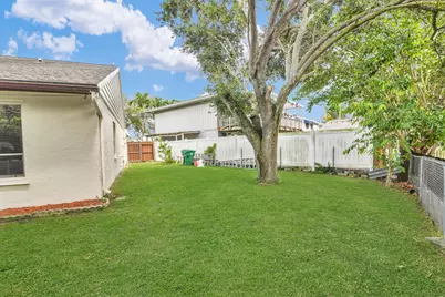 3930 NW 79th Way, Davie, FL 33024 - Photo 55