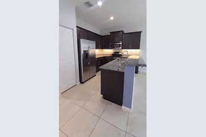 243 SW 7th Court #243, Pompano Beach, FL 33060 - Photo 3
